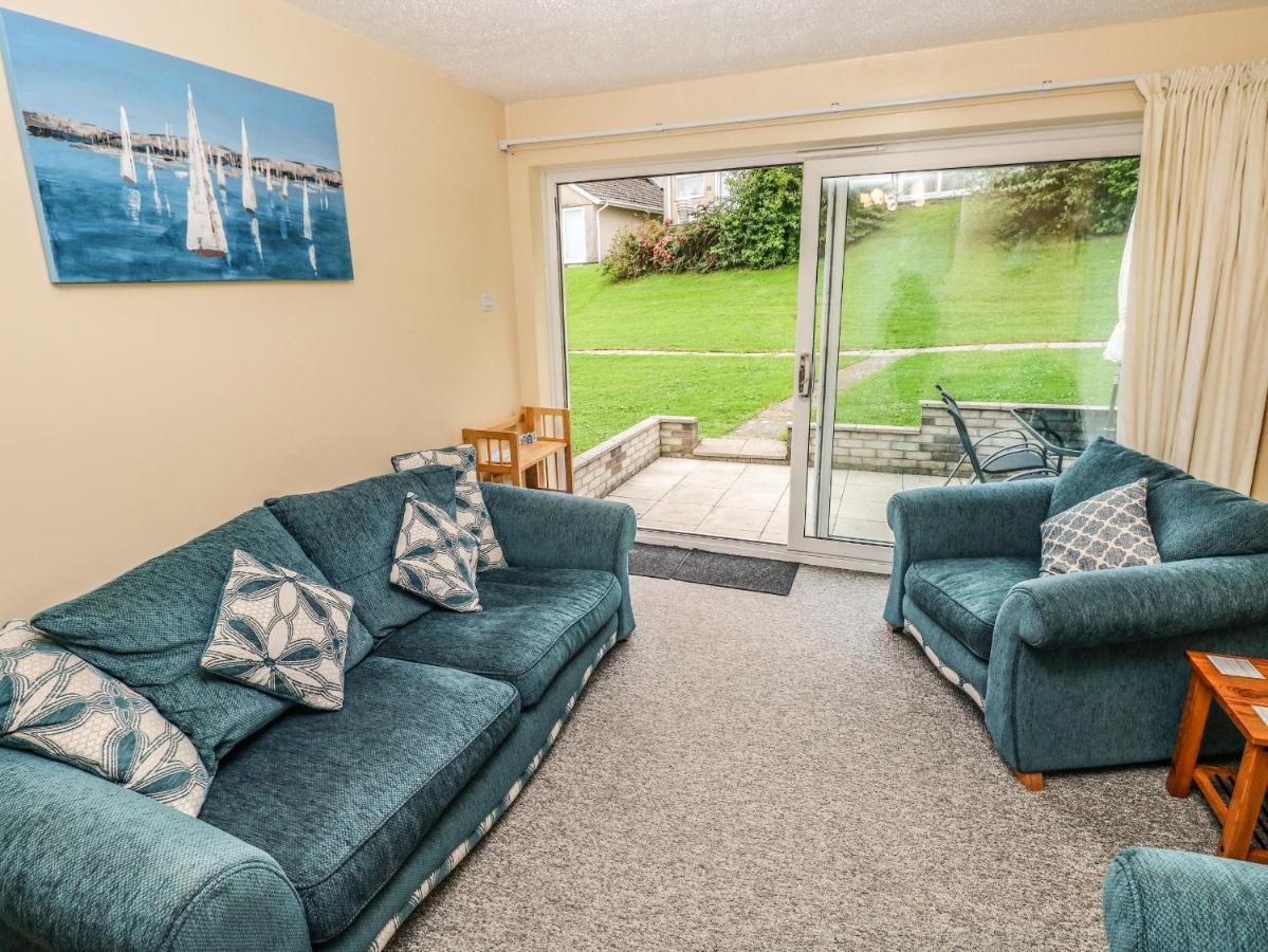 Number 6 Oxwich Leisure Park Villa สวอนซี ภายนอก รูปภาพ